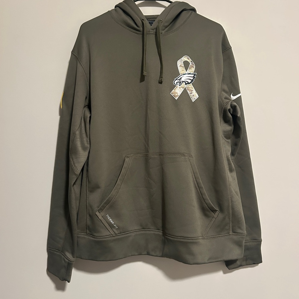 Nike Salute to Service Philadelphia Eagles Men's Hoodie - Philly Camo